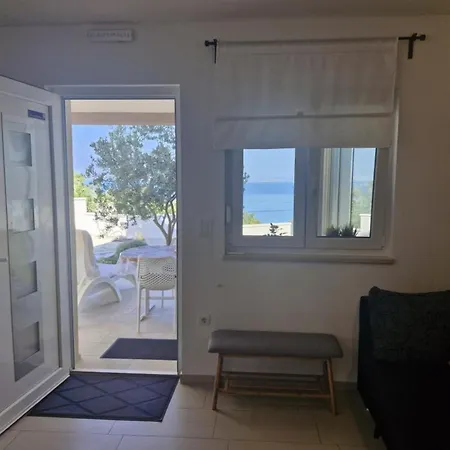 Slanica Escape - One Bedroom With Terrace And Sea View