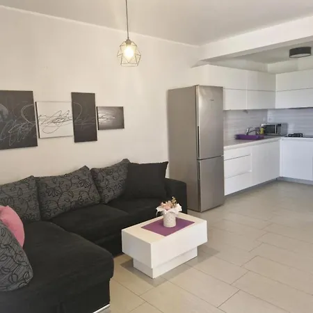Appartamento Slanica Escape - One Bedroom With Terrace And Sea View *